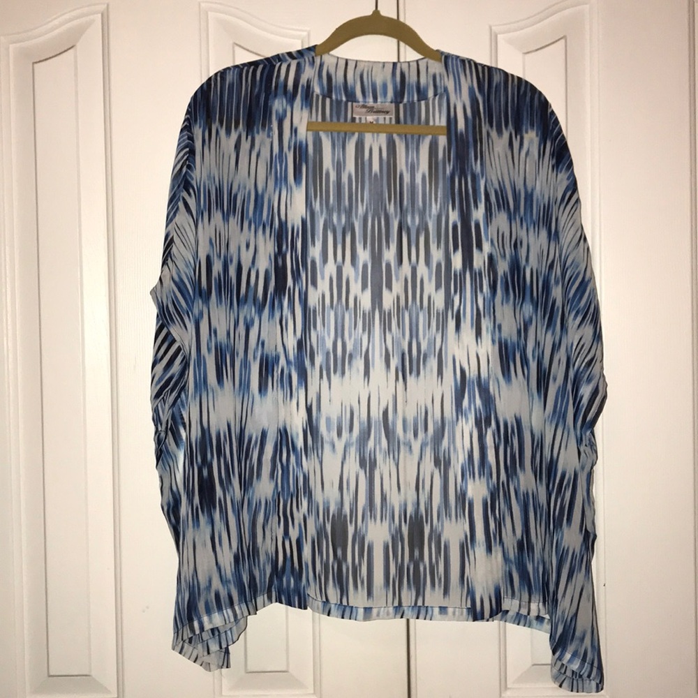Allison Brittney Kimono Sweater Medium